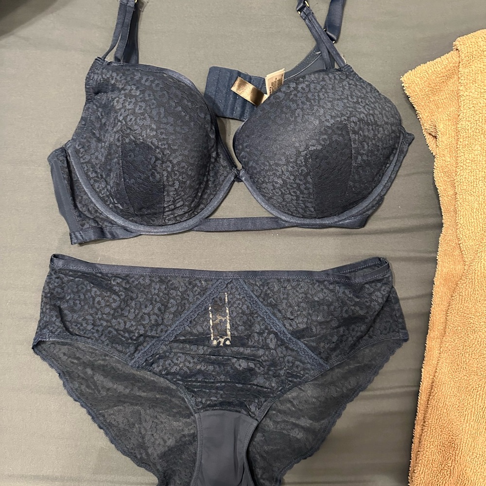 Torrid Bra & panty set